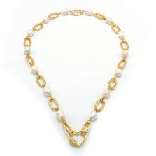 Heart Carabiner Pearl Gold Chain Necklace Heart Carabiner Pearl Gold Chain Necklace