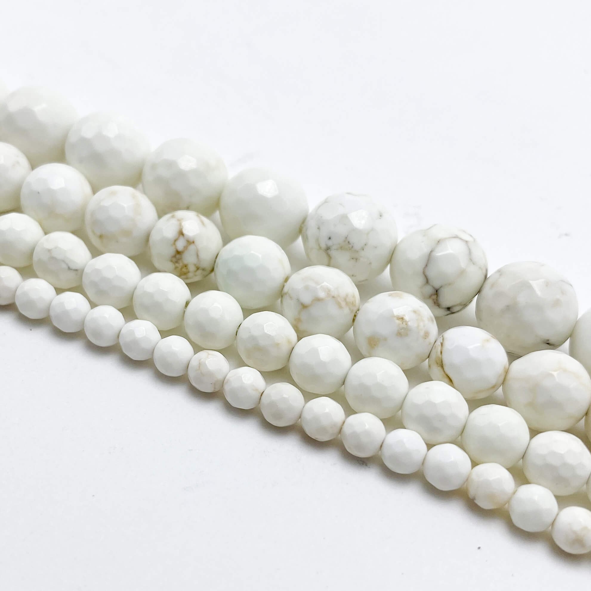 4/6/8/10mm Dyed White Howlite Faceted Round Beads