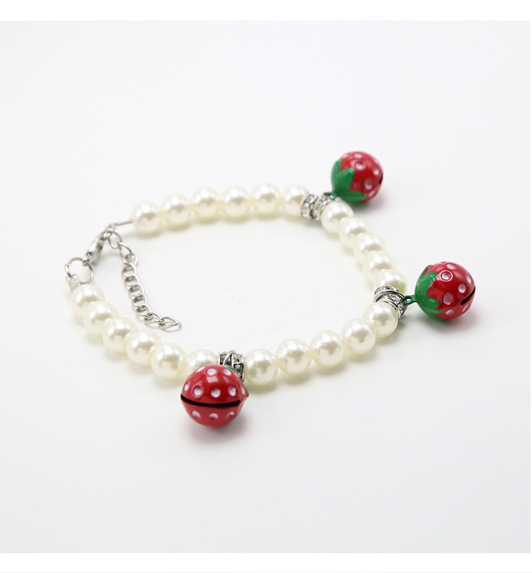 Imitation Pearl Pet Necklace Pet Choker with Strawberry Bell For Dog Cat Pet Jewelry Bead Jewelry