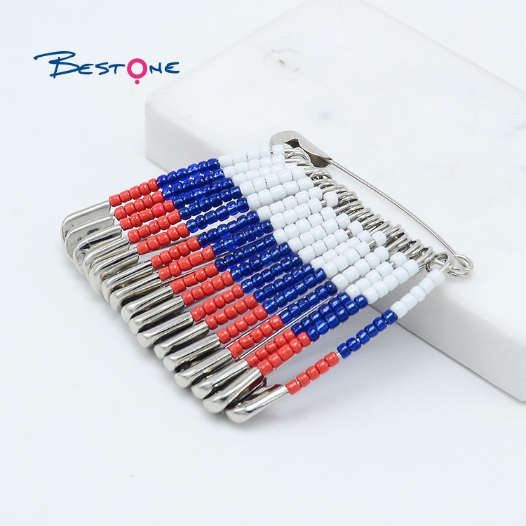 45x53mm Russian Flag Seed Beads Brooch Pin