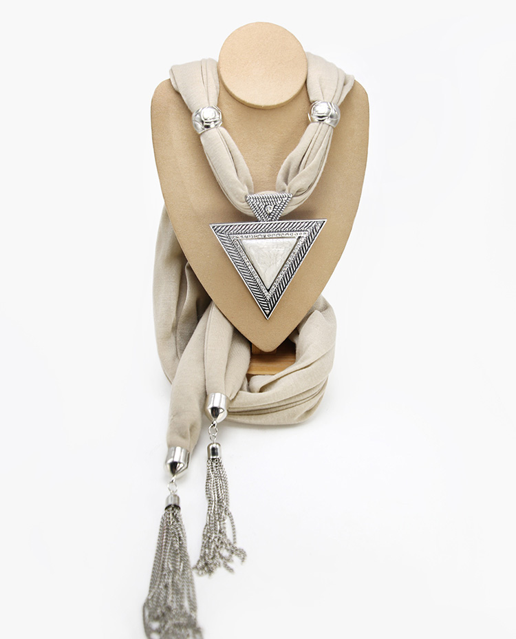 Clasical Scarf Necklace