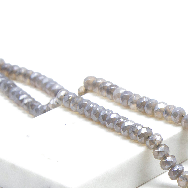 Gray Agate with Luster Faceted Round Beads