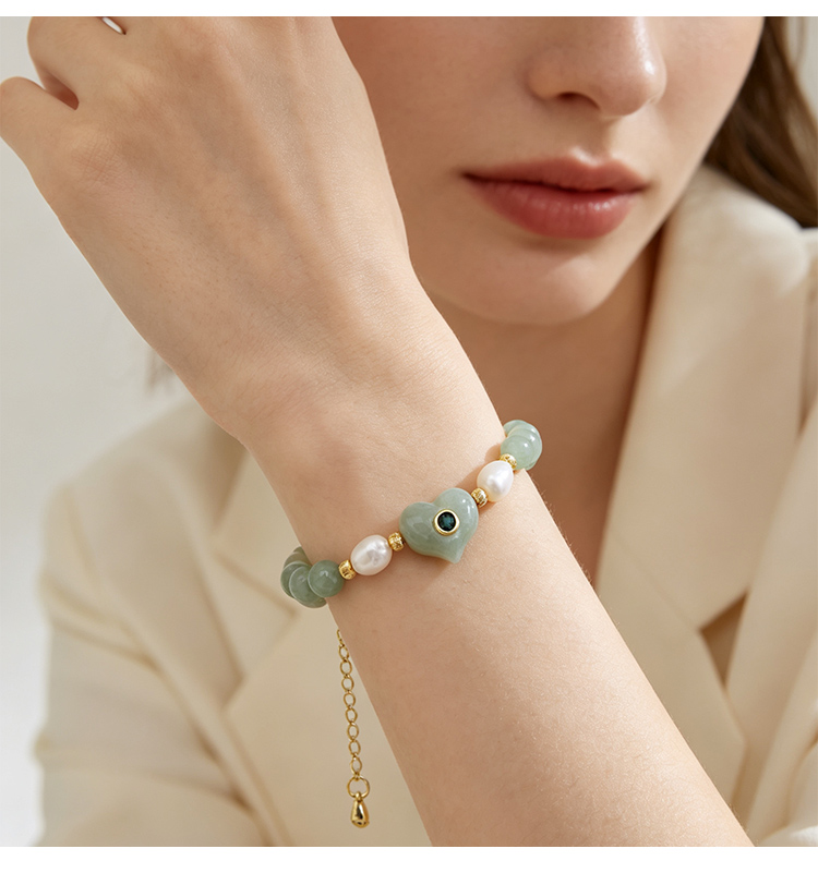 Natural Stone Pearl Beaded Heart Charm Bracelet Natural Stone Pearl Beaded Heart Charm Bracelet