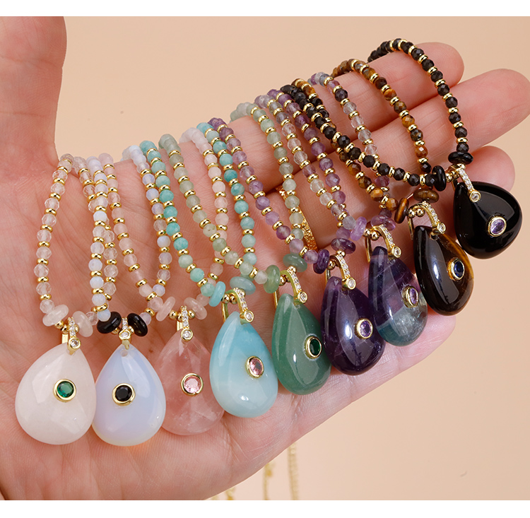 Natural Stone Teardrop Pendant Necklace with Sparkling Clasp Natural Stone Teardrop Pendant Necklace with Sparkling Clasp
