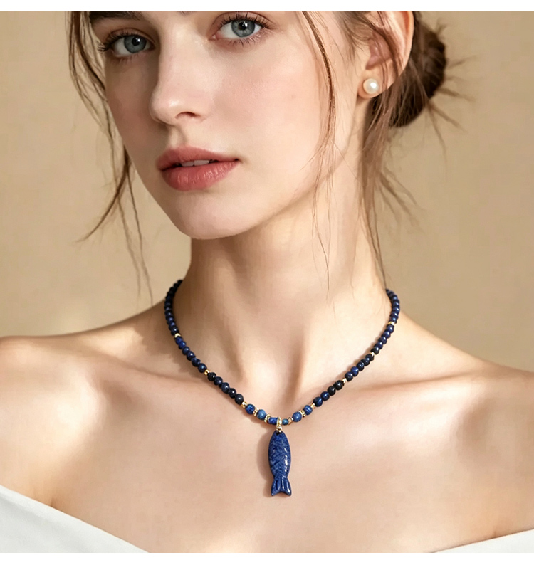 Natural Stone Beaded Necklace with Rhinestone Fish-Shaped Clasp