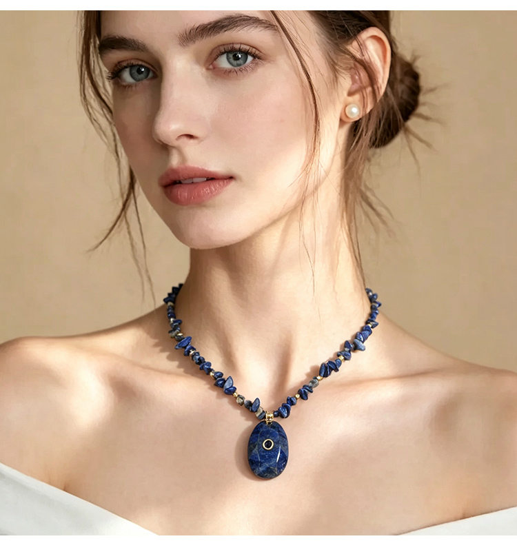Natural Stone Statement Necklace with Faceted Oval Rhinestone Clasp