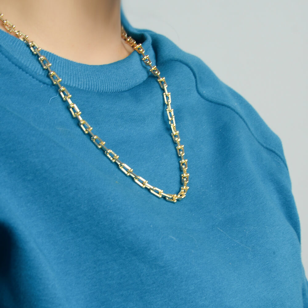 U Shaped Gold Chain Necklace