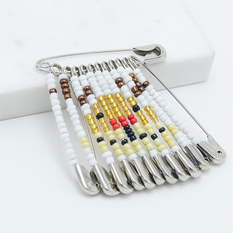 45x48mm Christmas Seed Beads Brooch Pin