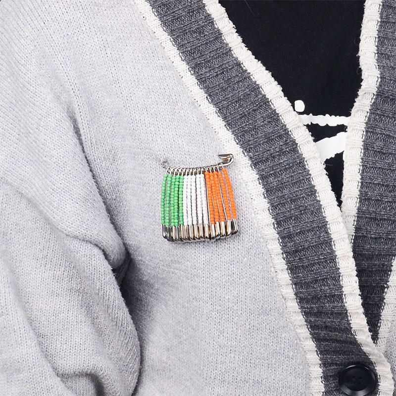 45x53mm Irish Flag Seed Beads Brooch Pin