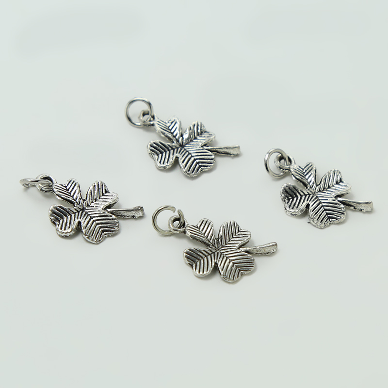 Leaf Clover Antique Silver Charm