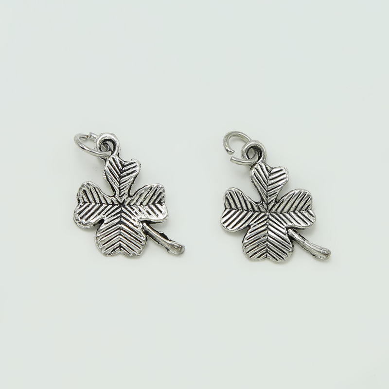 Leaf Clover Antique Silver Charm