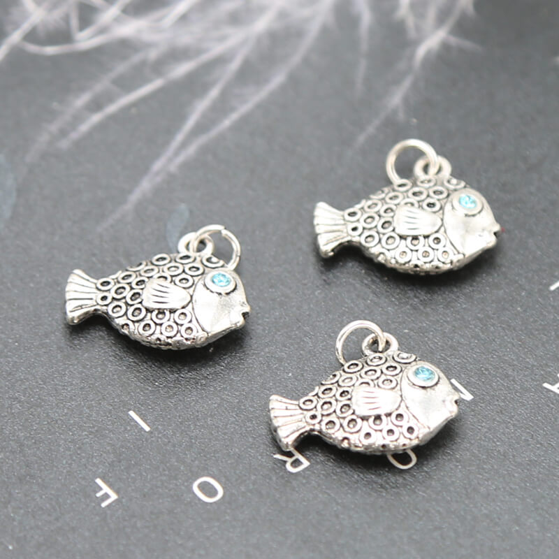 Fish w/Eyes Antique Silver Charm