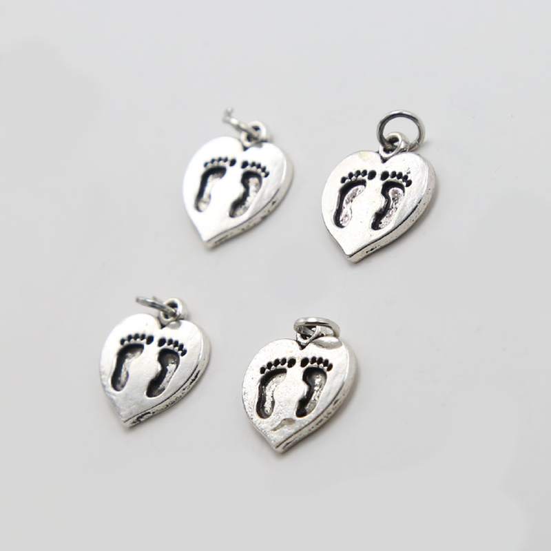 Heart w/Feet Antique Silver Charm