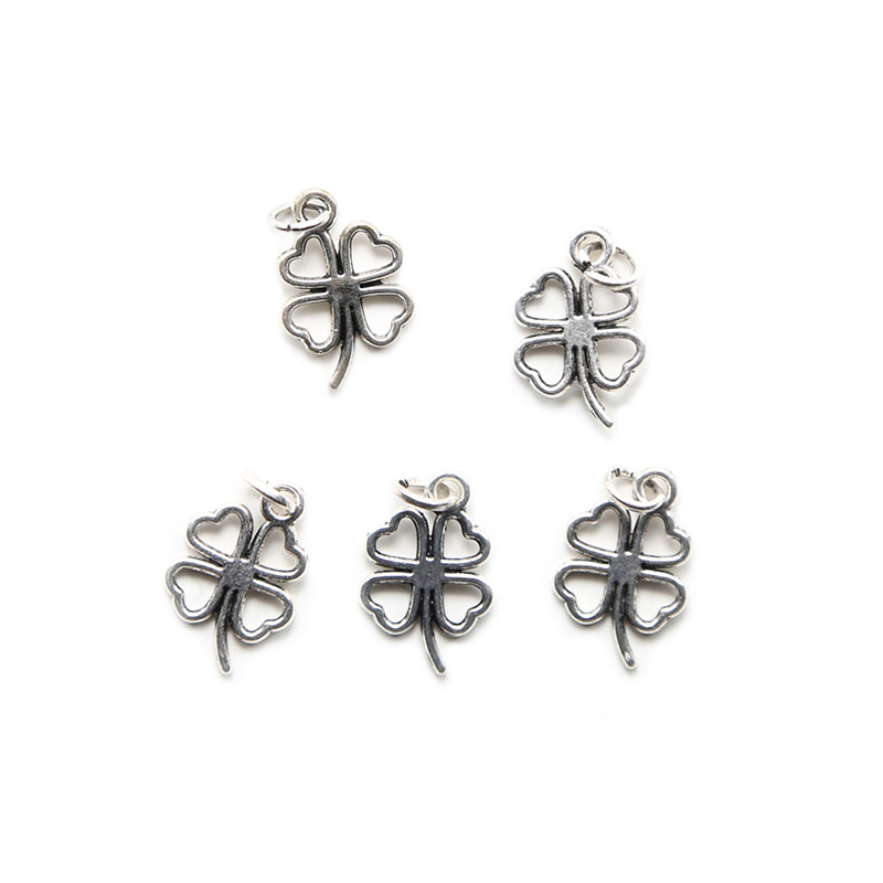 Clover Antique Silver Charm