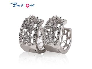 How to Choose Earrings for a Gift?