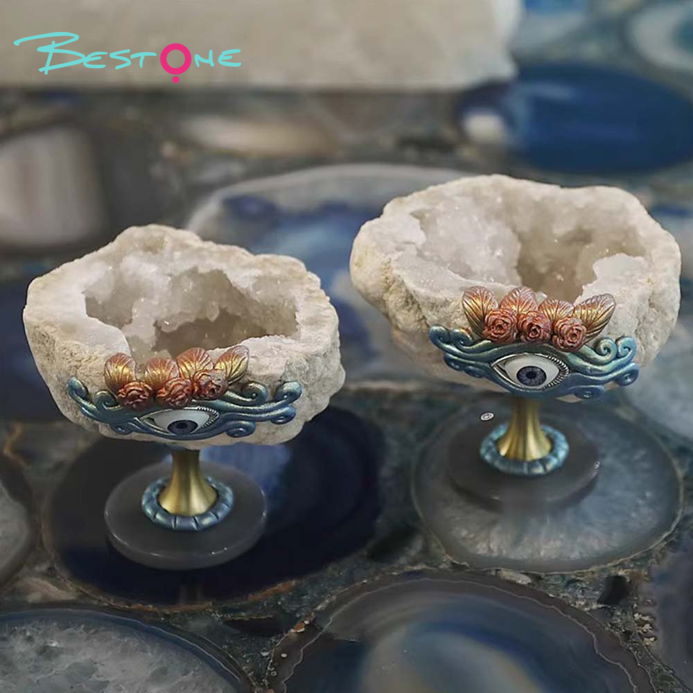 Holy Grail Geode Ornament – Evil Eye – Raw Stone Diameter 6–8cm, Height 6.5cm, 250–300g