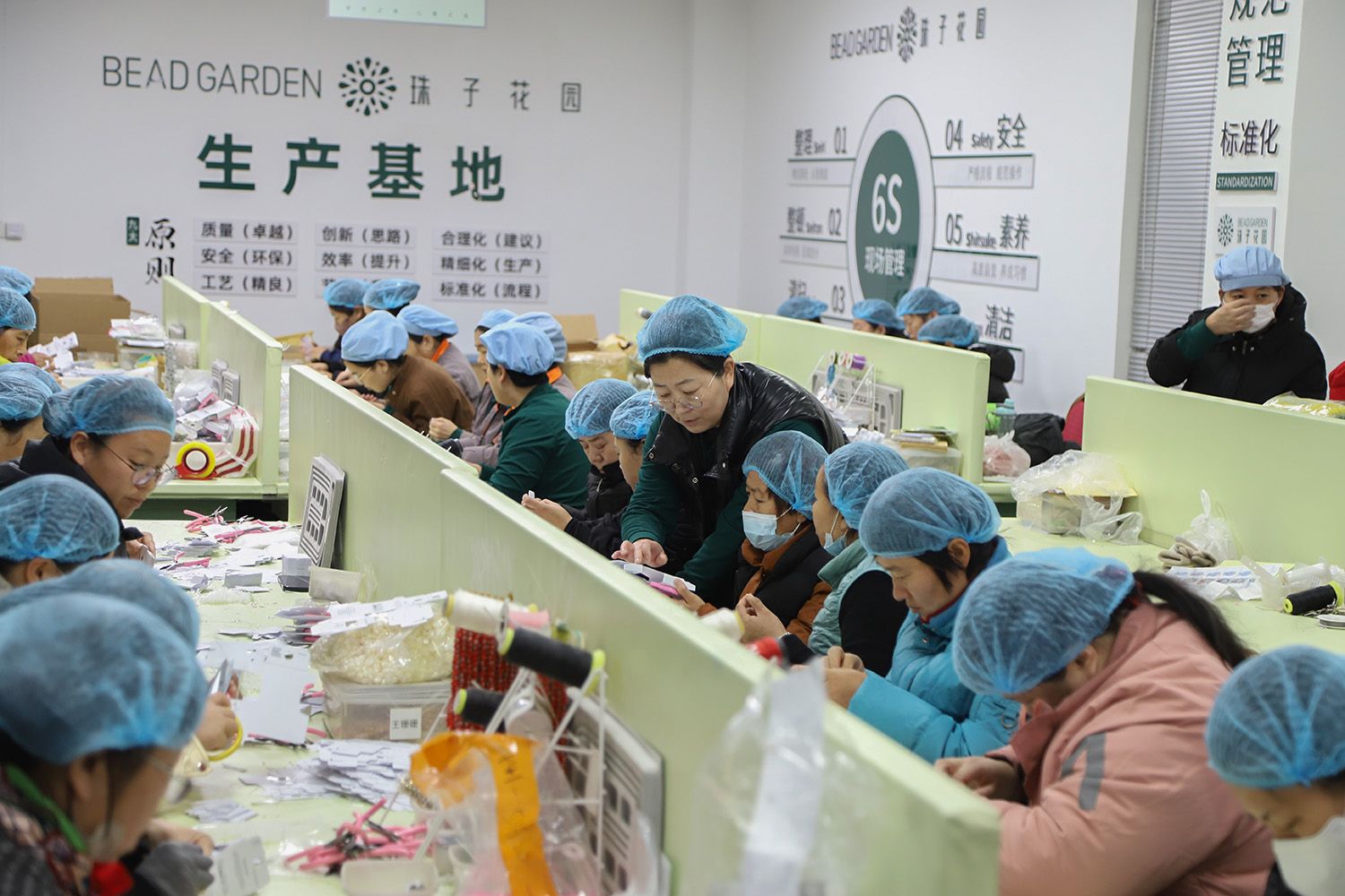 Bestone Team Unites to Complete Urgent Order on Time